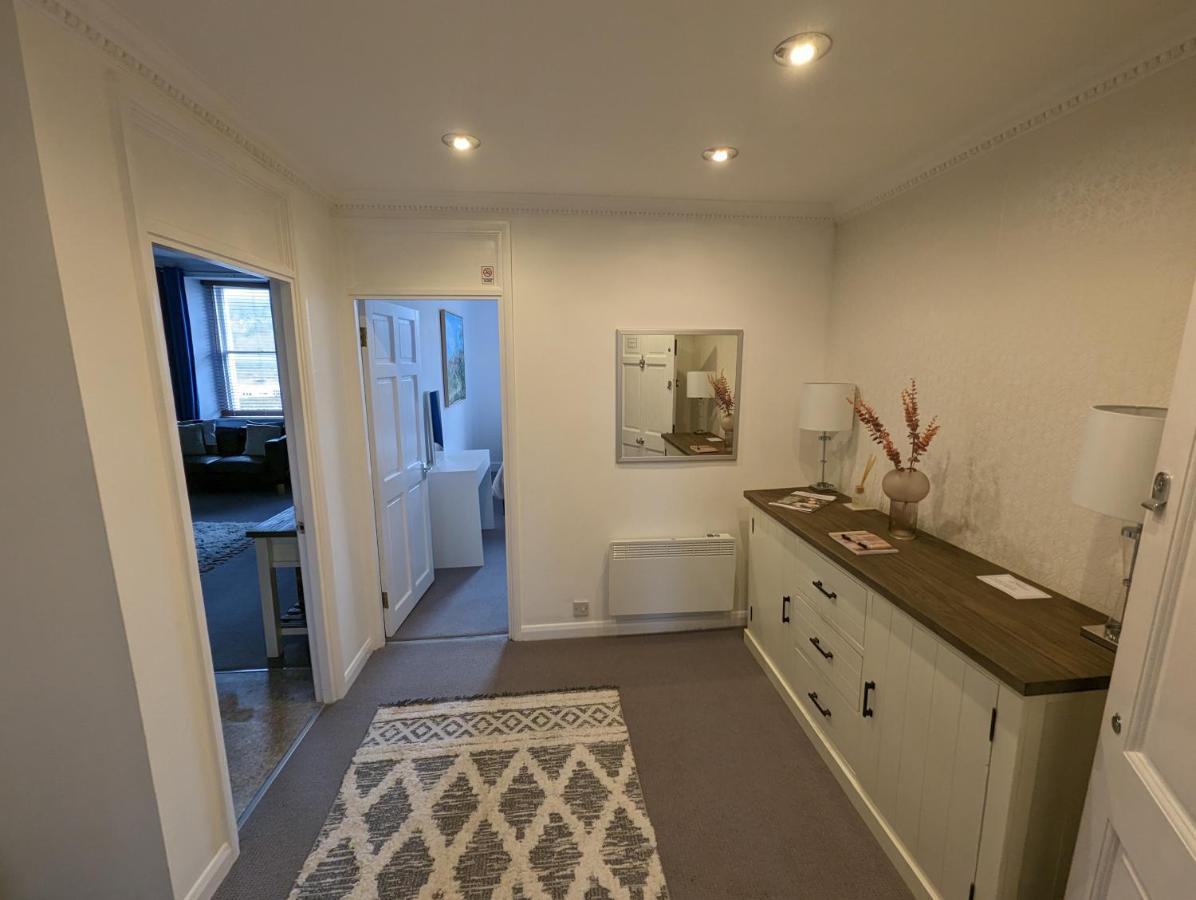 Grosvenor Pad - Lovely 2-Bed Flat - Free On Street Parking Bath Luaran gambar