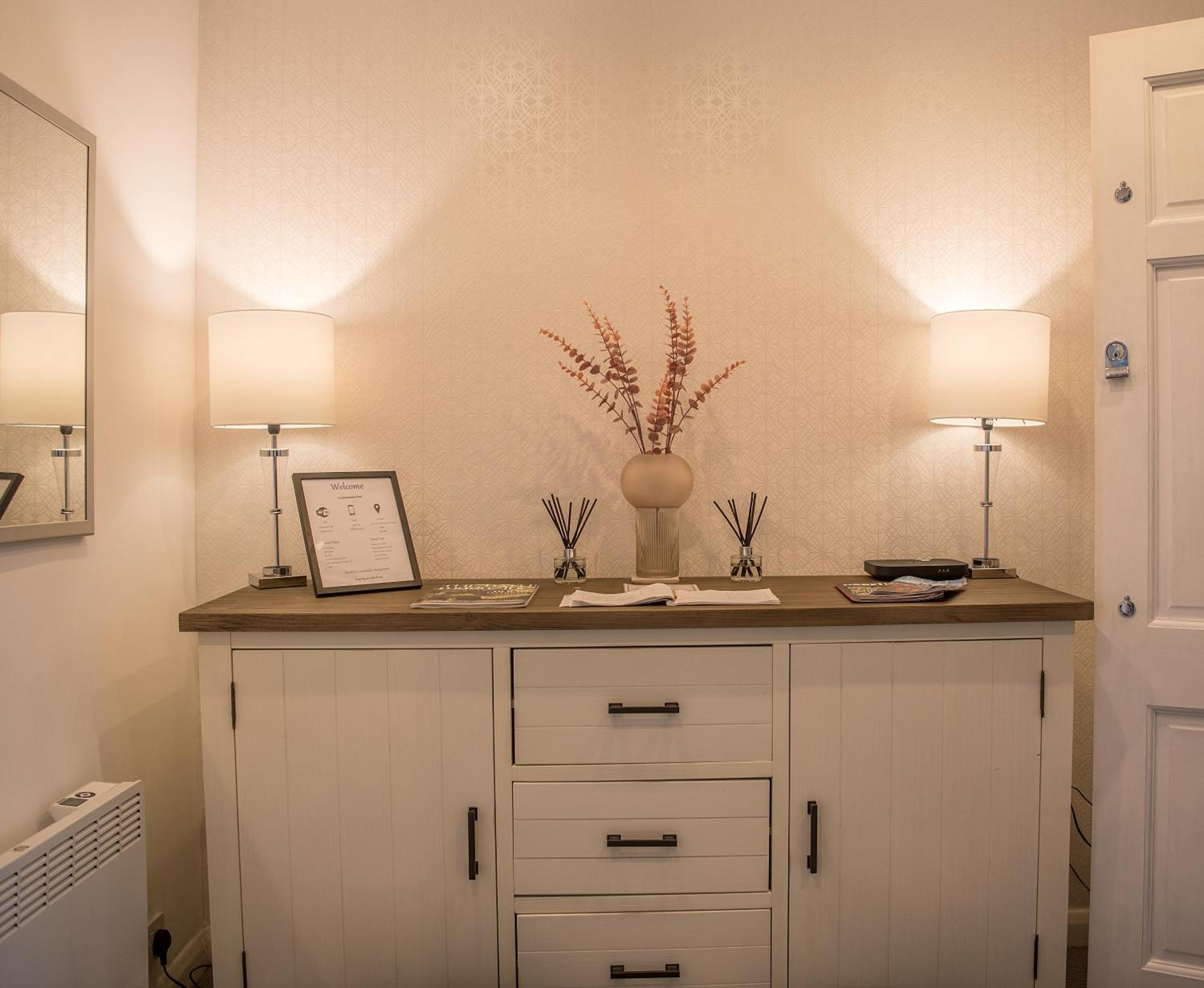 Grosvenor Pad - Lovely 2-Bed Flat - Free On Street Parking Bath Luaran gambar